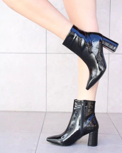 Macarena Botín Charol Negro