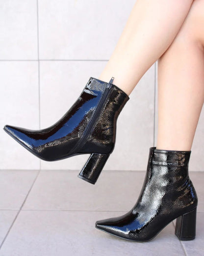 Macarena Botín Charol Negro